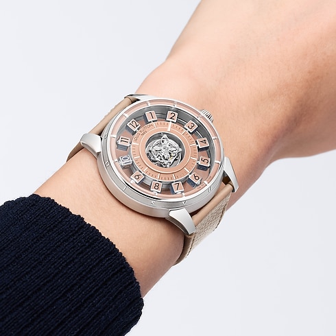 ساعة Tambour Spin Time Air Flying Tourbillon، أوتوماتيك، 42.5 مم، بلاتين in الساعات's جميع الساعات } collections by Louis Vuitton (تكبير صورة المنتج)