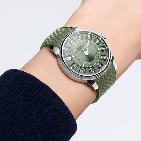 Tambour Spin Time, Automatic, 39.5mm, White gold ambiance view