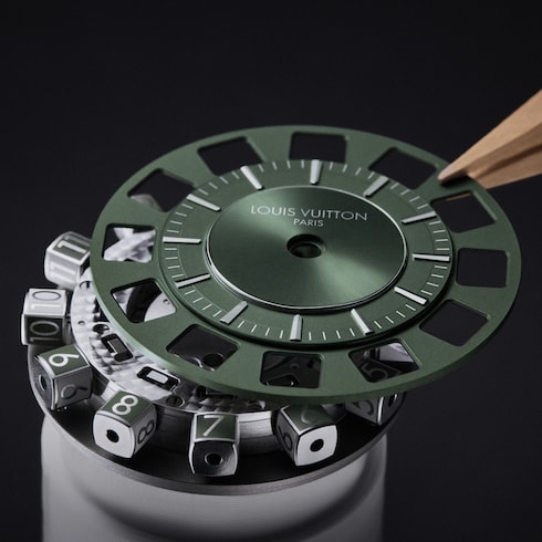 ساعة Tambour Spin Time، أوتوماتيك، 39.5 مم، من الذهب الأبيض in الساعات's جميع الساعات } collections by Louis Vuitton
