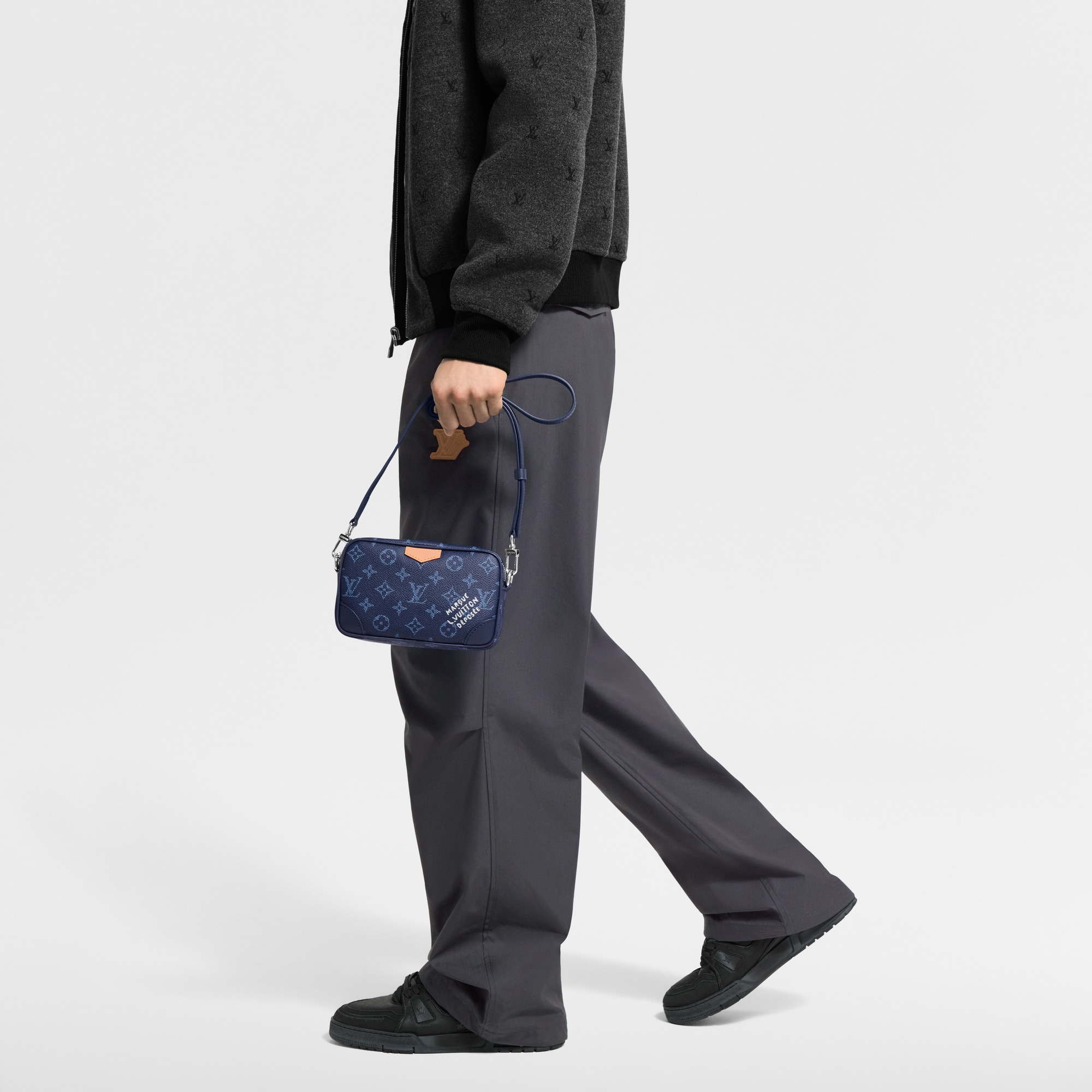 محفظة Trocadéro القابلة للارتداء Monogram Other in الرجال