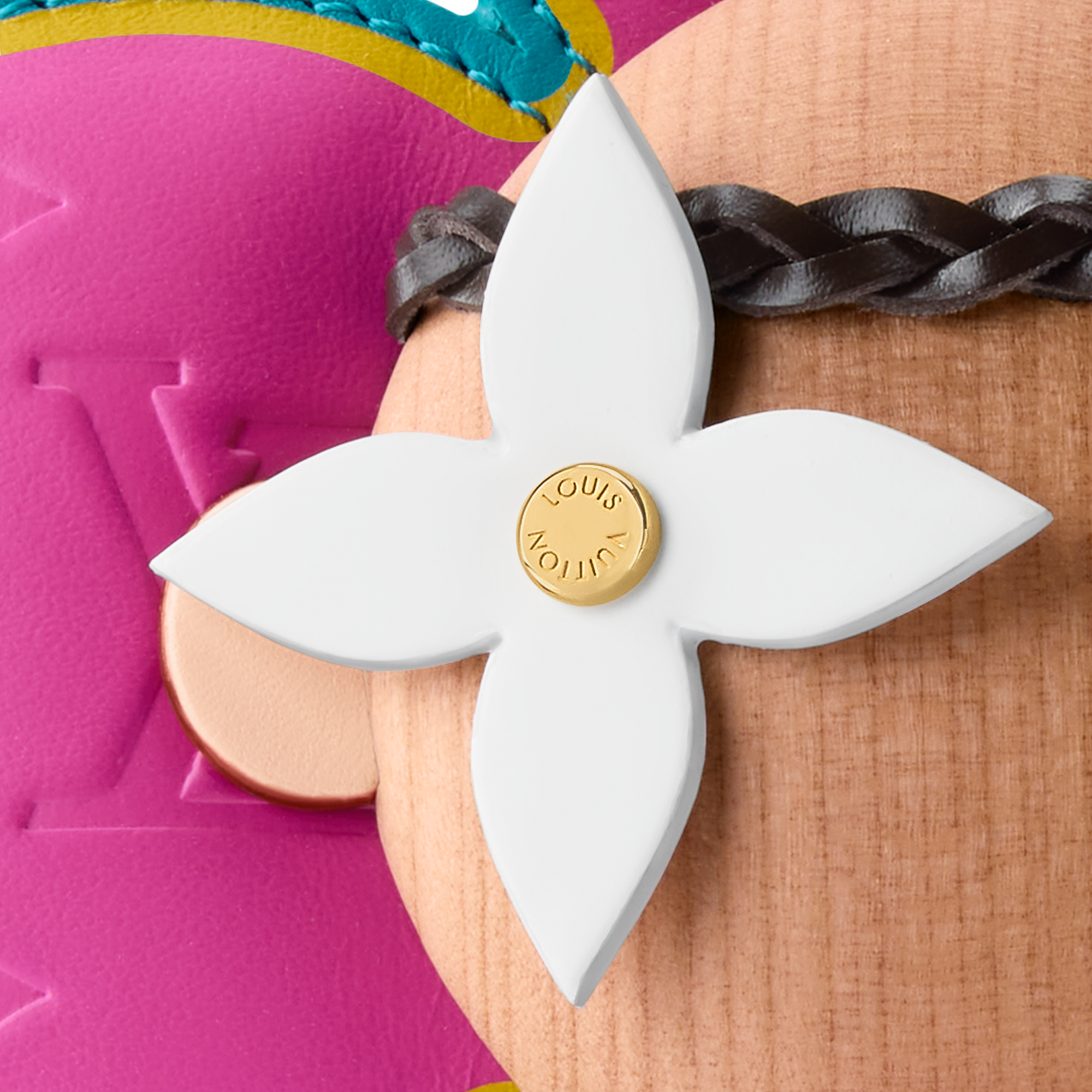 Vivienne In Bangkok S00 in Trunks, Travel and Home