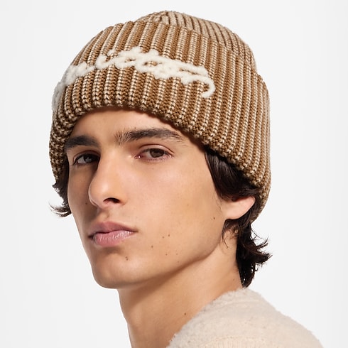 Washed Signature Beanie S00 in Men's Accessories Hats, Beanies and Gloves collections by Louis Vuitton (Product zoom)